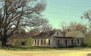 Lyda Holcomb home